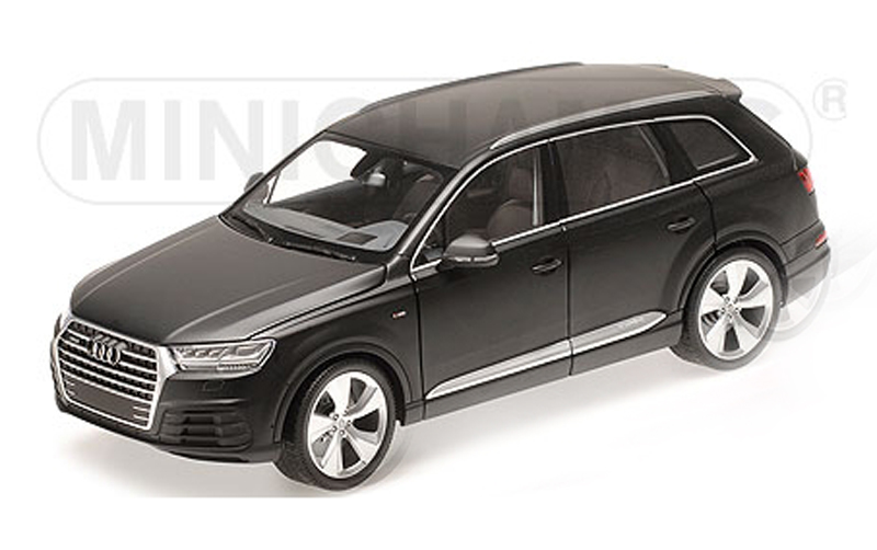 Audi Q7 Quattro SUV 2015 matt schwarz 1:18 Audi Q7 Quattro SUV 2015 matt schwarz 1:18